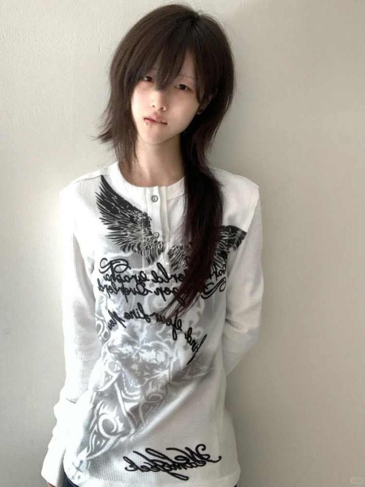 Japanese Vintage Wing Letter P - Summer Grunge Clothing recension och pris